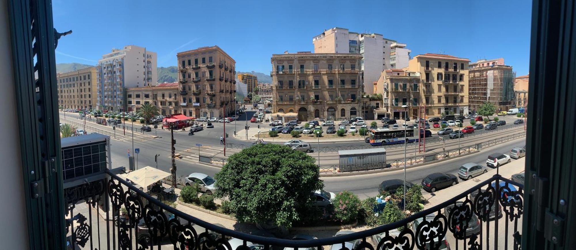 Central Station Palermo Luaran gambar