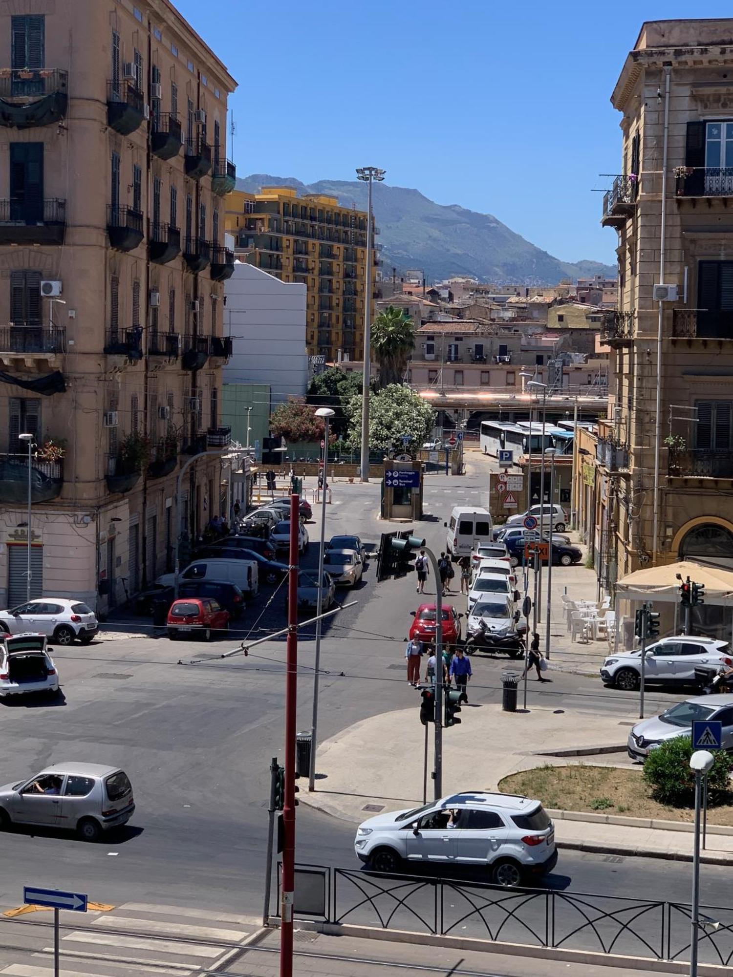 Central Station Palermo Luaran gambar