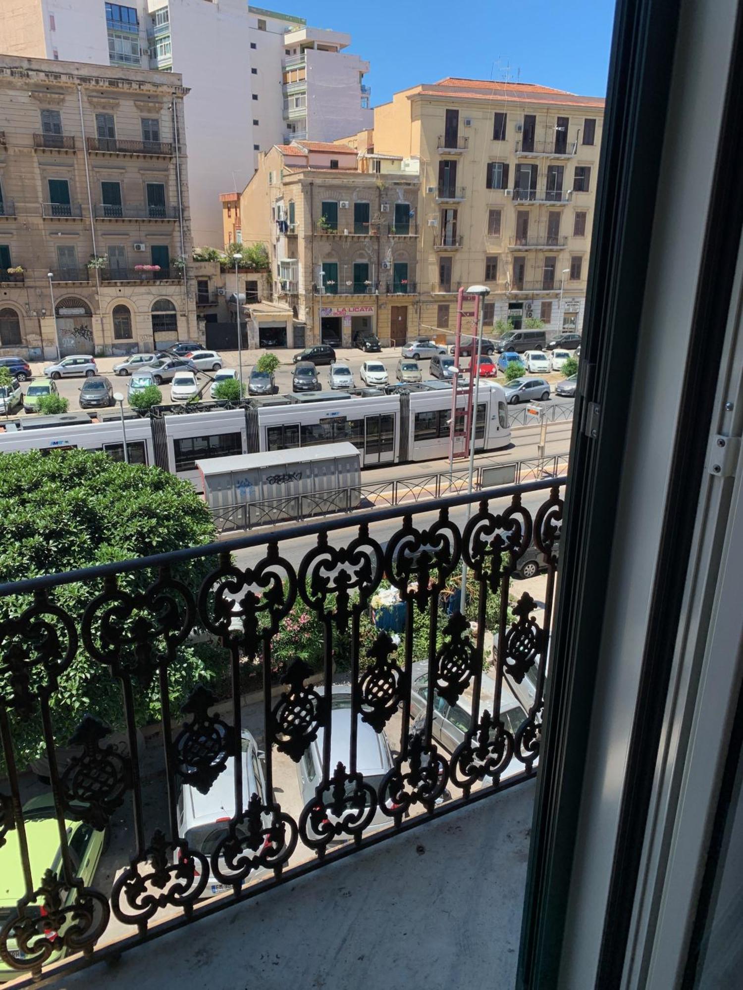 Central Station Palermo Luaran gambar